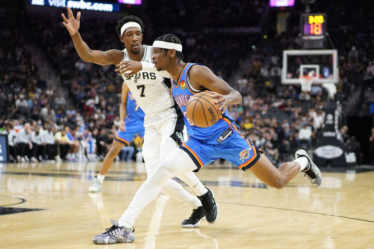 NBA: Oklahoma City Thunder at San Antonio Spurs